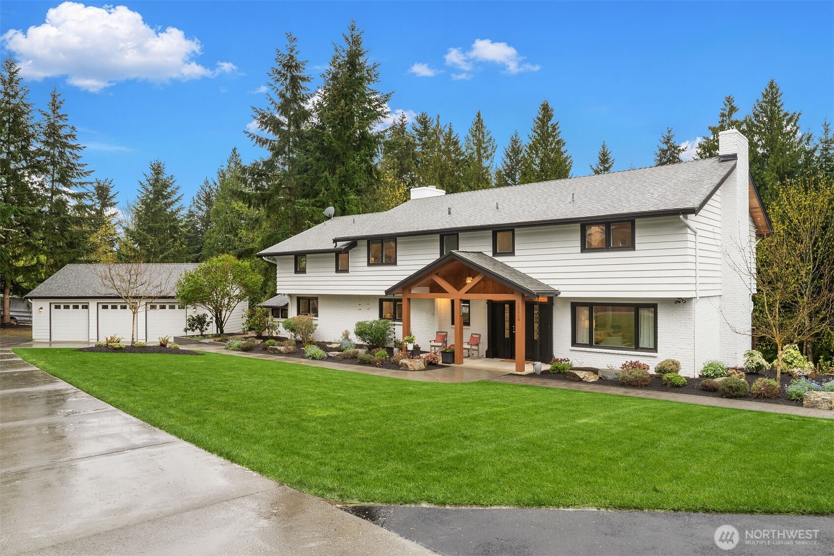 15018 152nd Avenue Property Photo 3