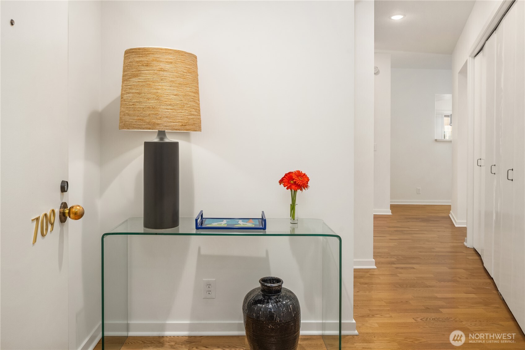 98 Union Street 709 Property Photo 3
