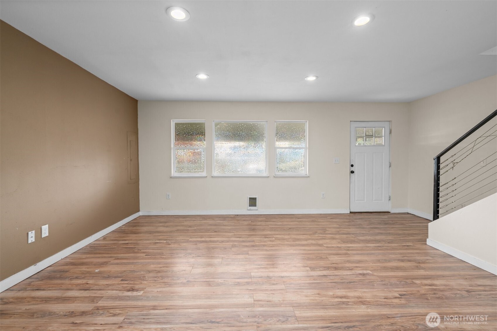 13315 Valley Avenue Property Photo 11