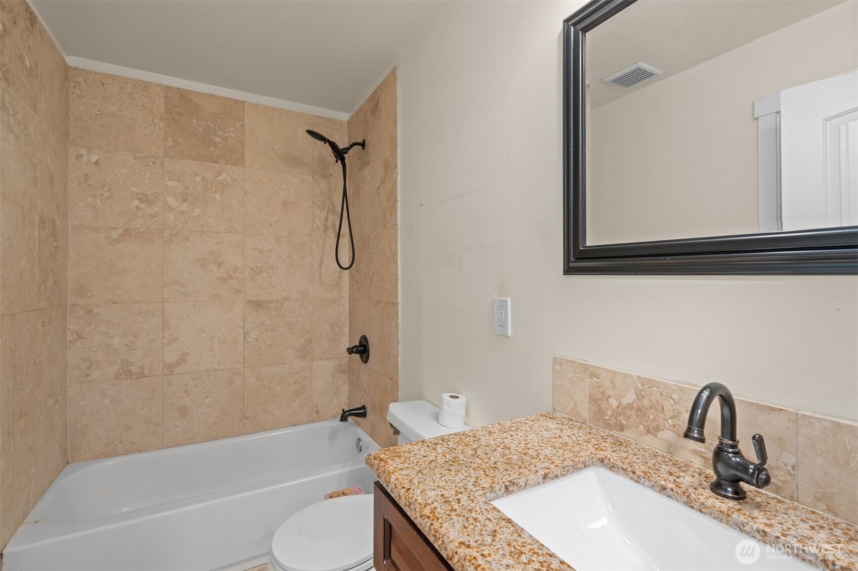 13315 Valley Avenue Property Photo 15