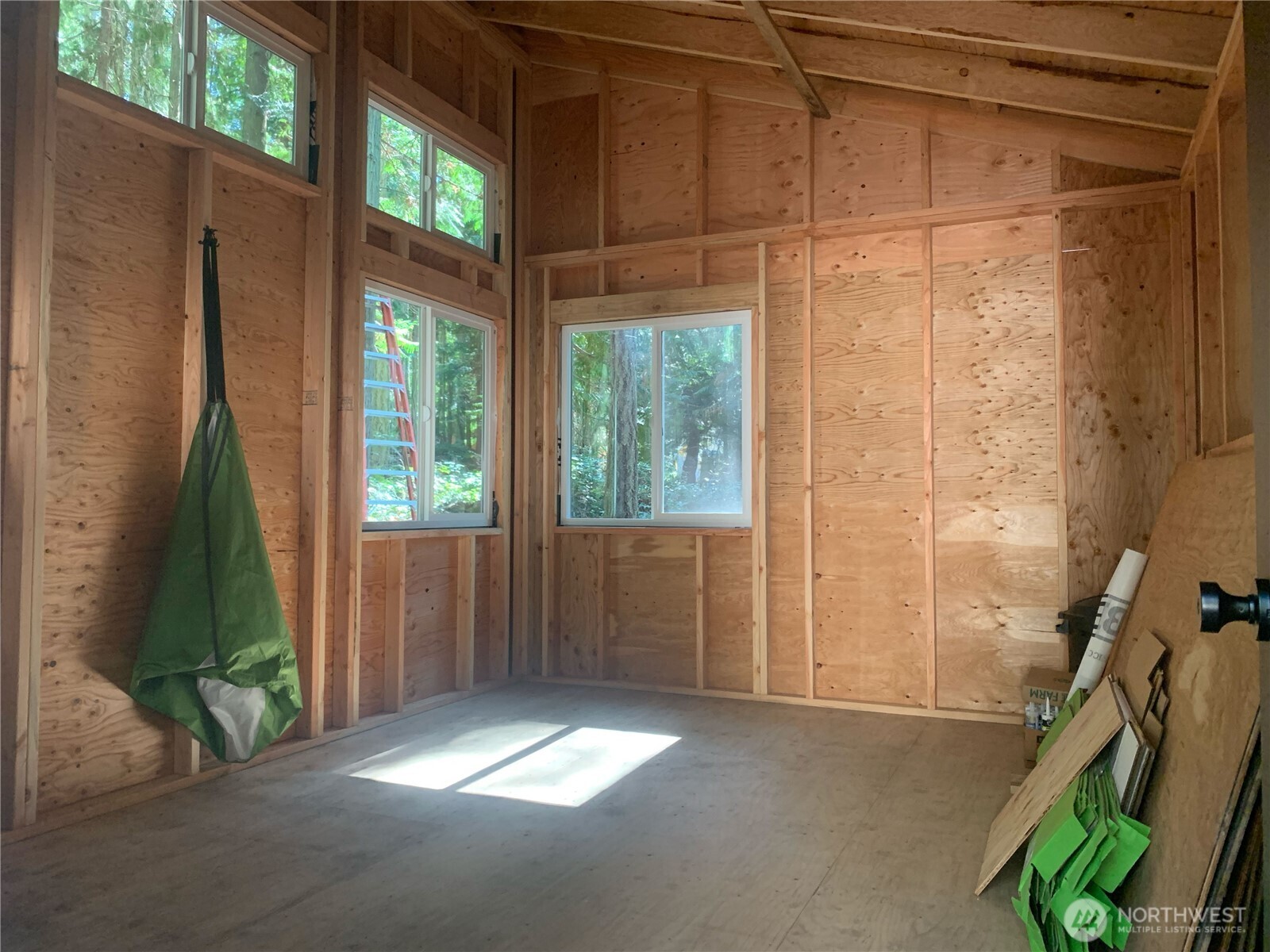 121 Haidah Street Property Photo 2