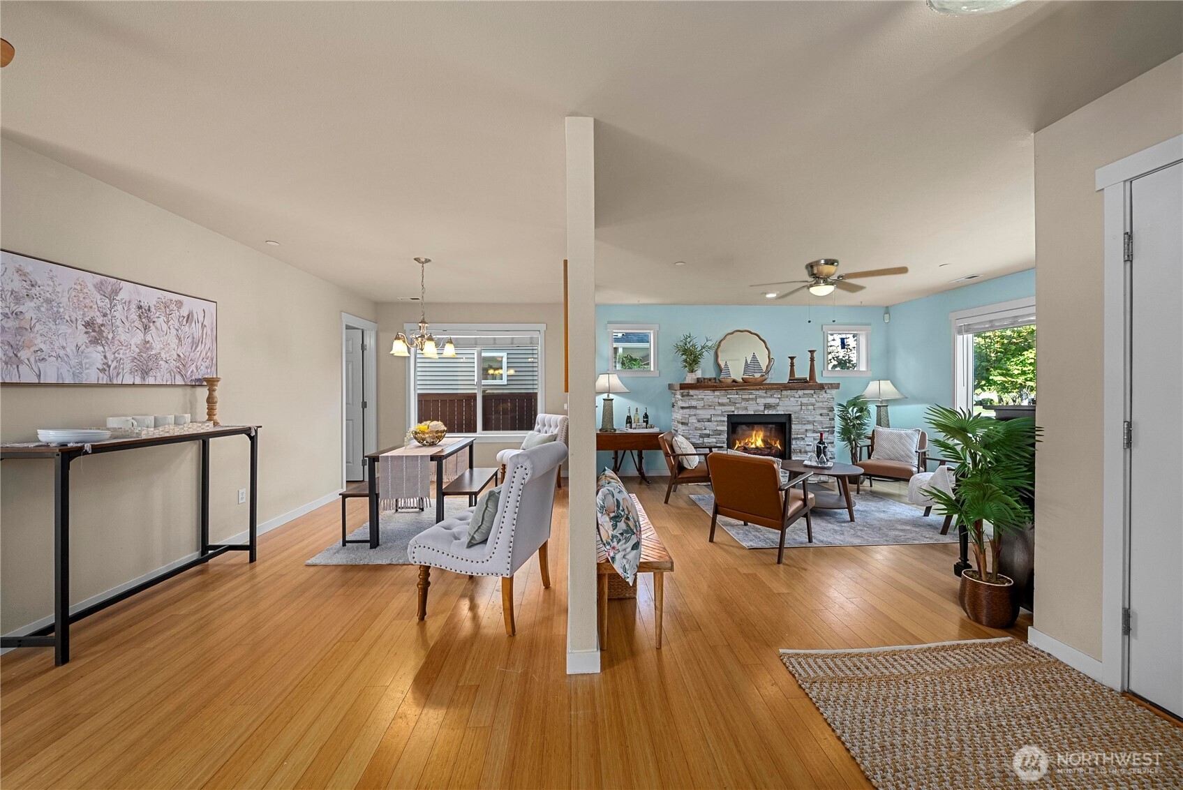 2088 Charles Street Property Photo 10