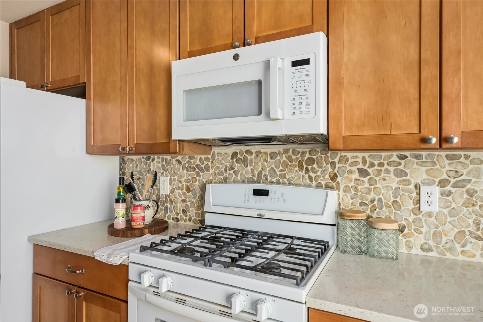 2088 Charles Street Property Photo 15