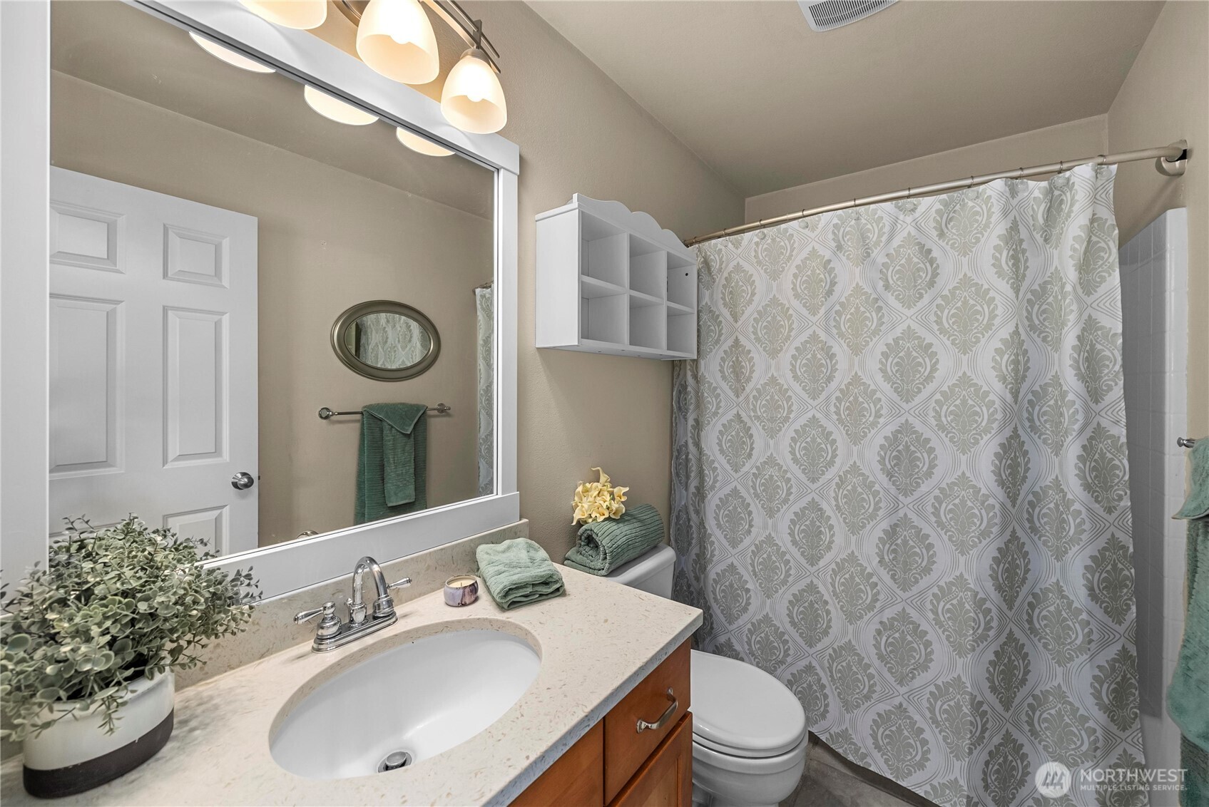 2088 Charles Street Property Photo 27