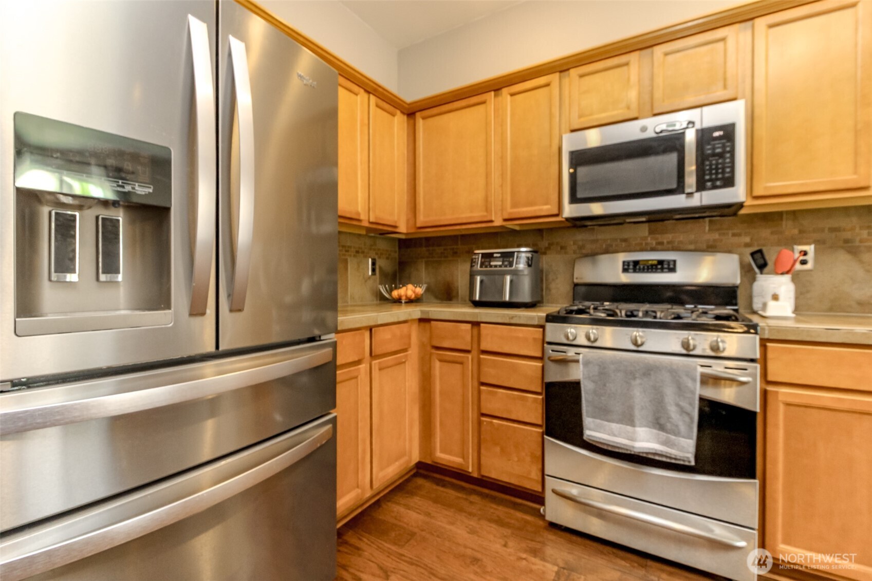18208 72nd Avenue Property Photo 8