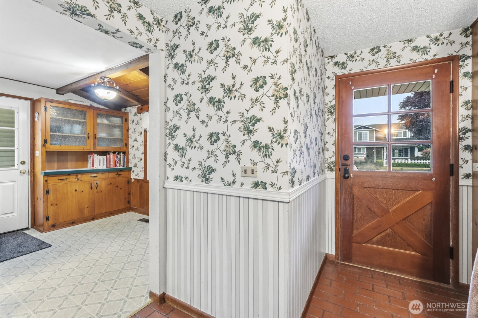 1021 H Street Property Photo 4