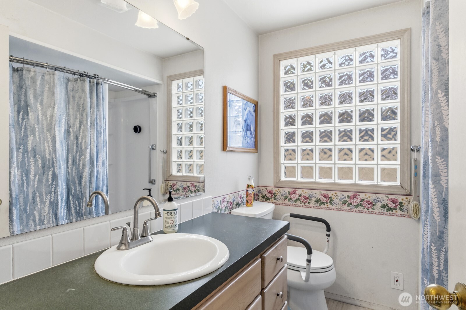 1021 H Street Property Photo 18