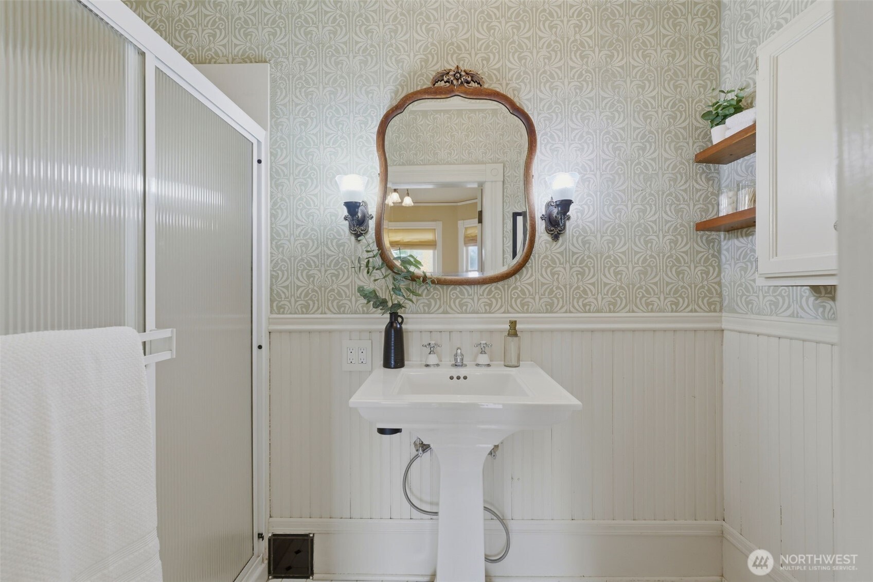 502 N E Street Property Photo 25