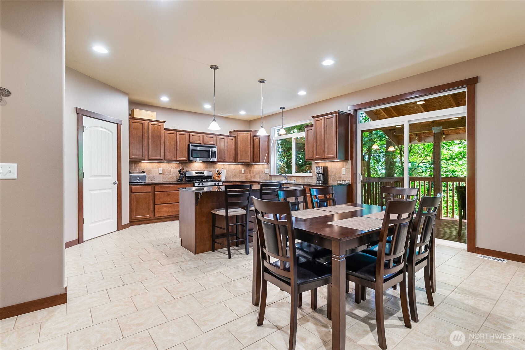 9 Jasper Ridge Lane Property Photo 10