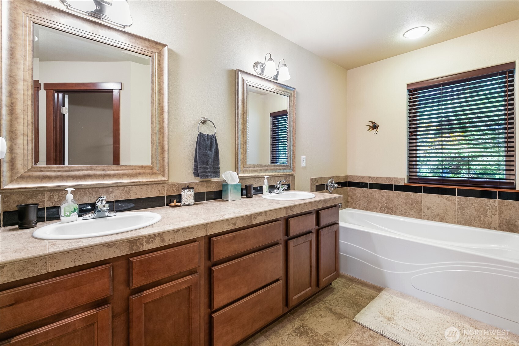9 Jasper Ridge Lane Property Photo 29