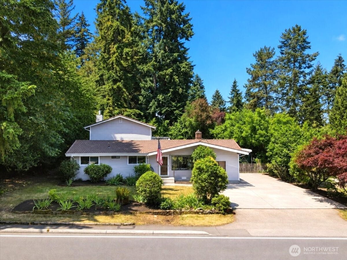 15621 84th Avenue Property Photo 1