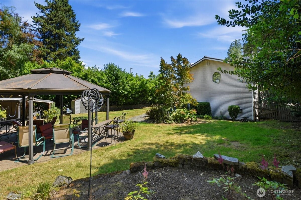 15621 84th Avenue Property Photo 24