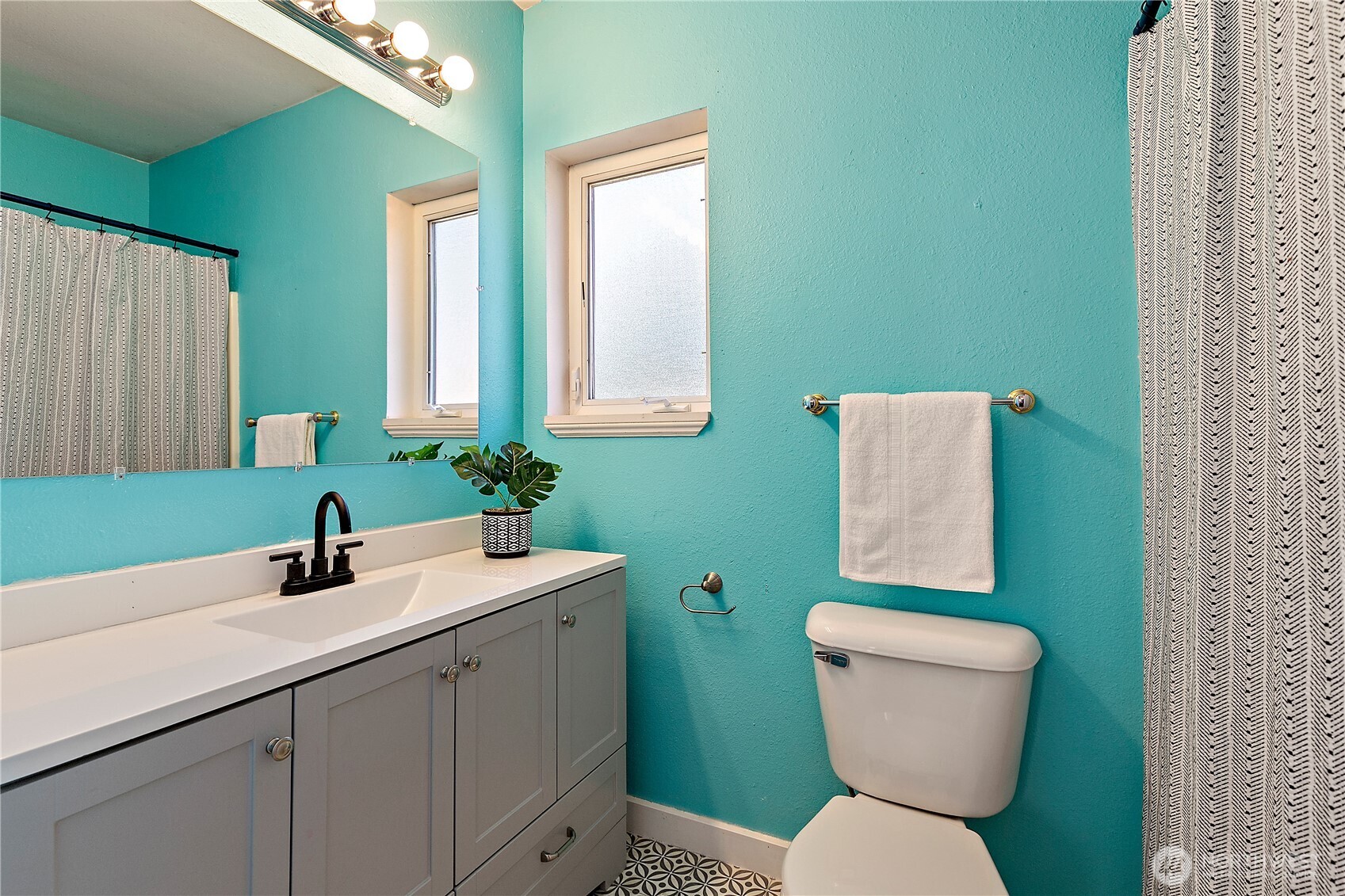9880 Fredrickson Road Property Photo 16