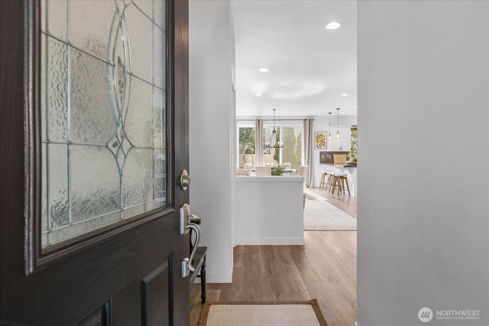 16118 35th Drive Property Photo 4