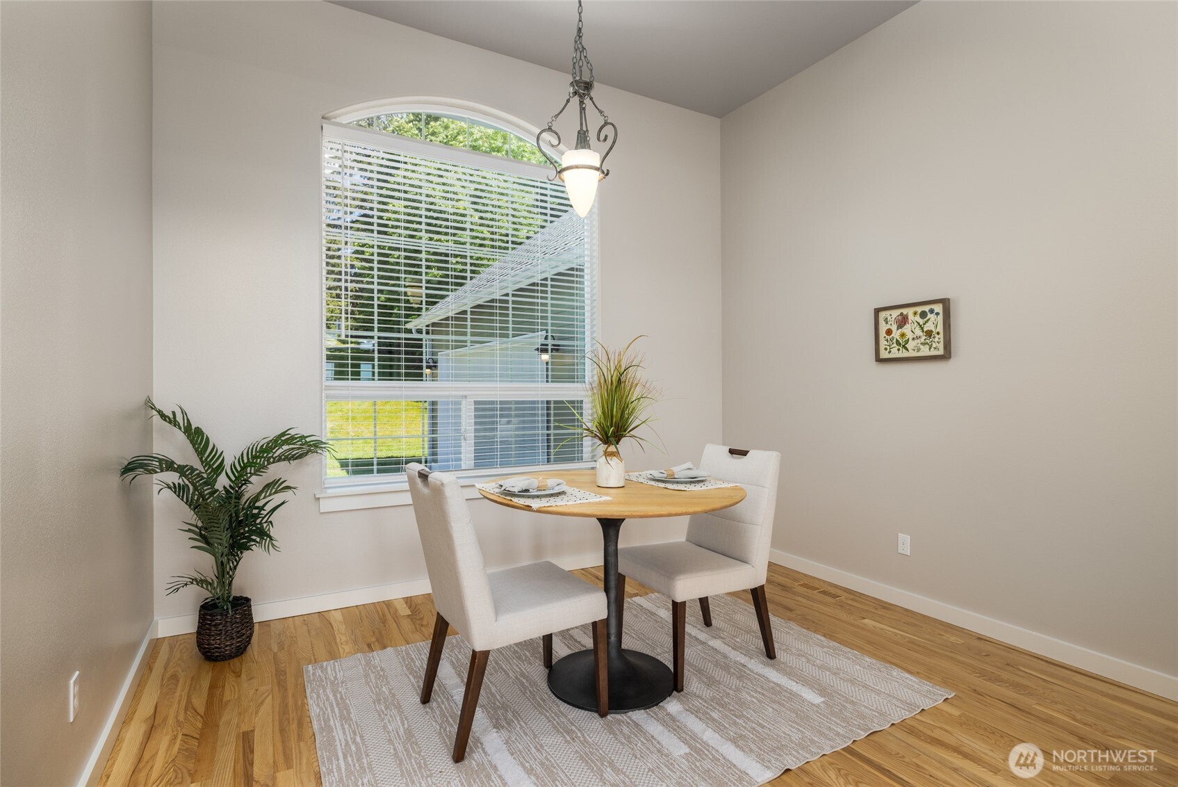 9924 Sunset Drive Property Photo 13