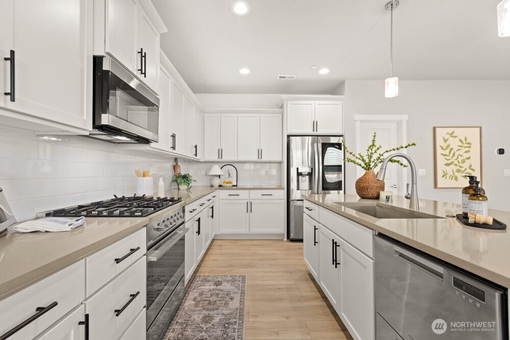 10541 11th Street Property Photo 7