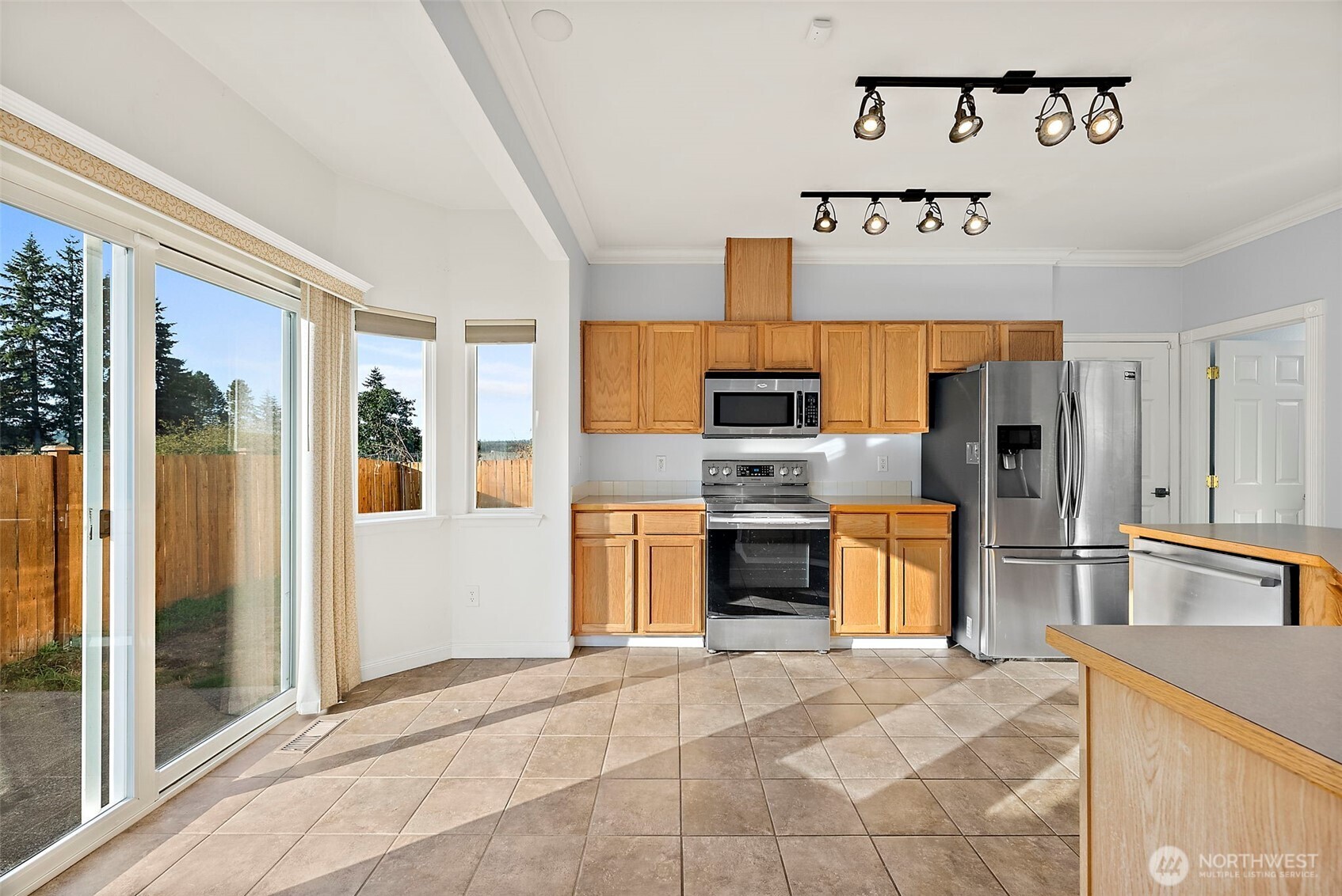 6549 Steamer Drive Property Photo 11