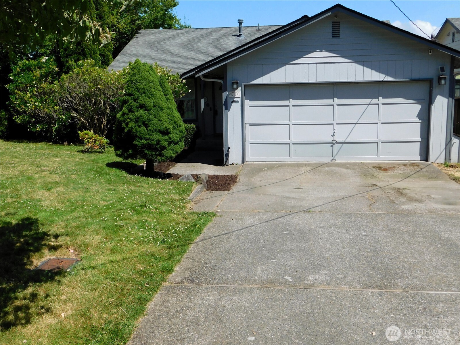 4301 S 4th Avenue Property Photo 2