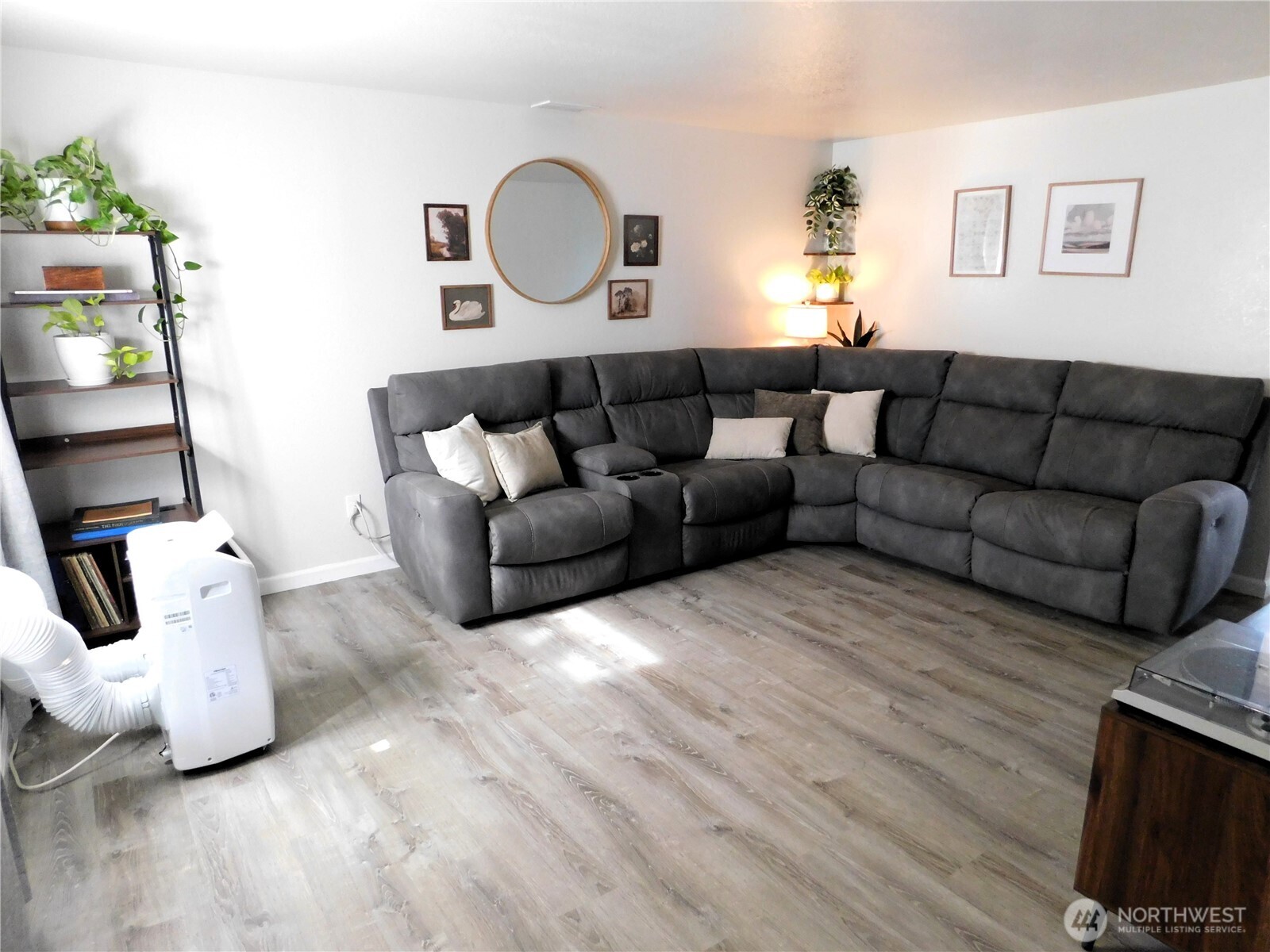 4301 S 4th Avenue Property Photo 3
