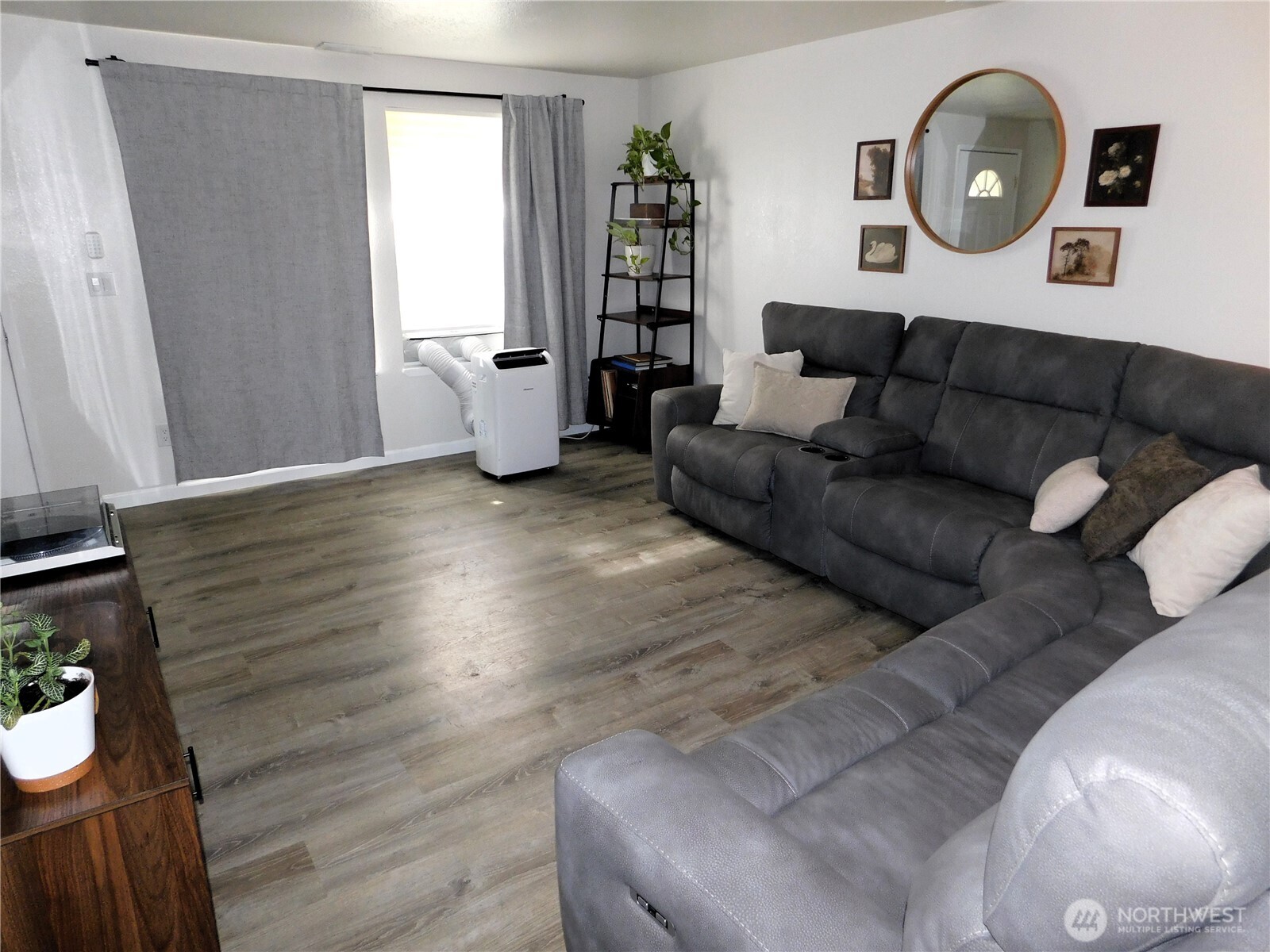 4301 S 4th Avenue Property Photo 4