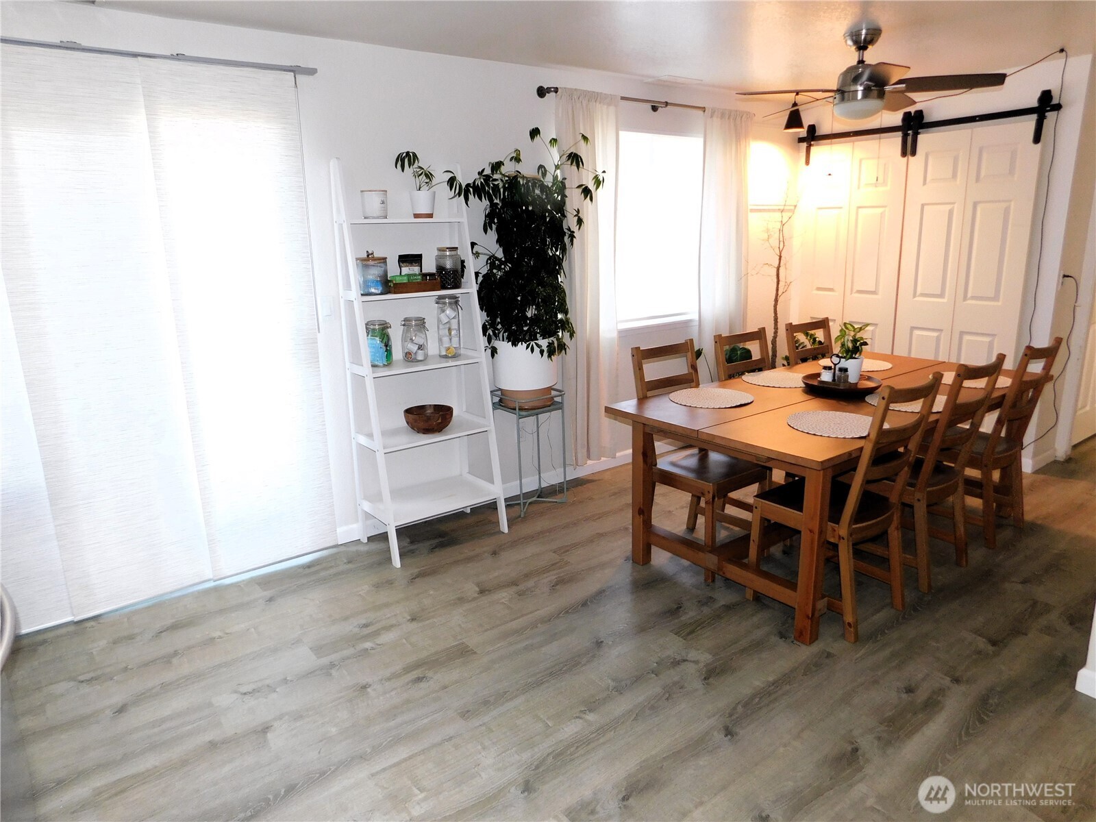 4301 S 4th Avenue Property Photo 8