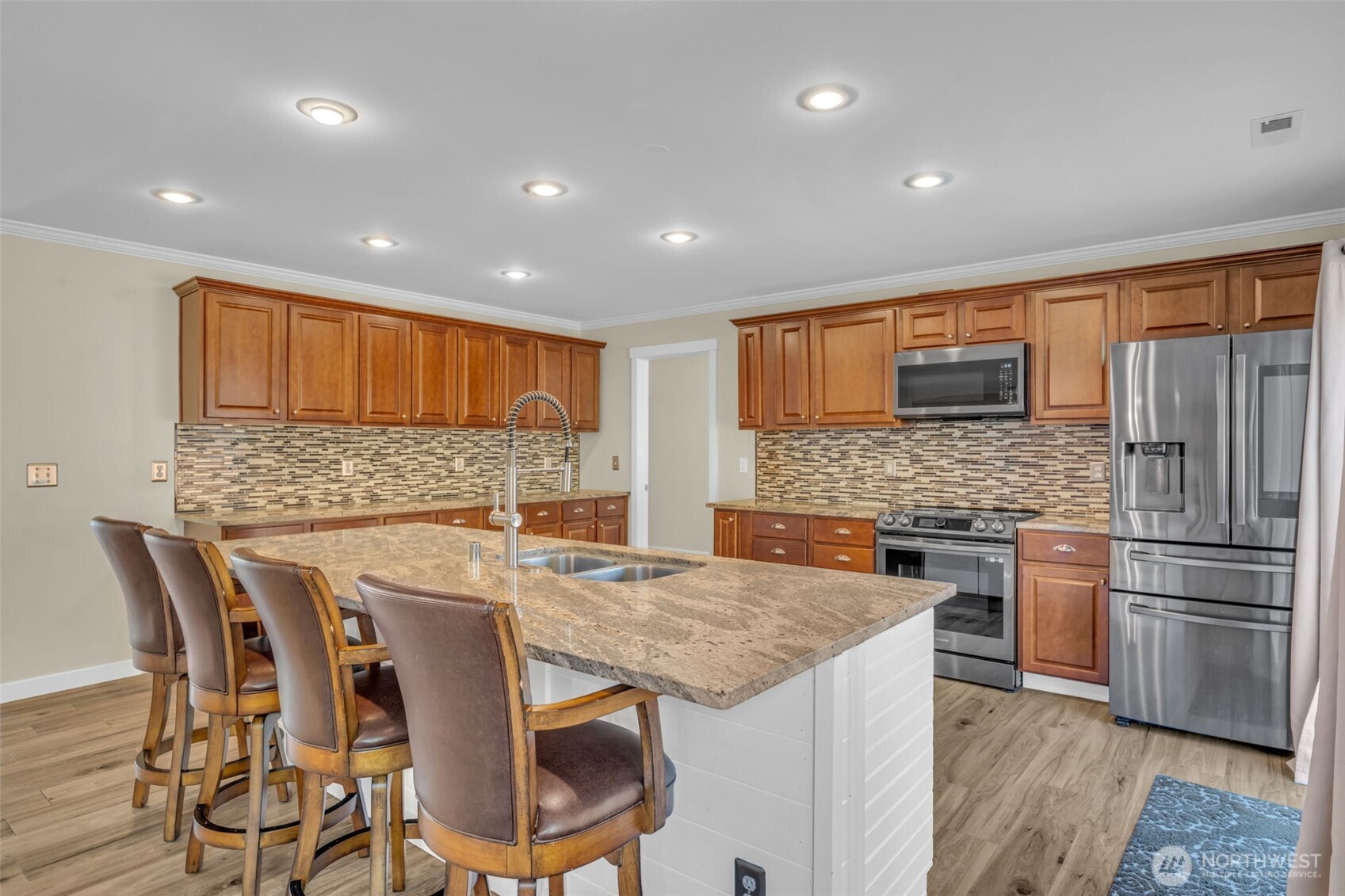 9311 179th Street Property Photo 10