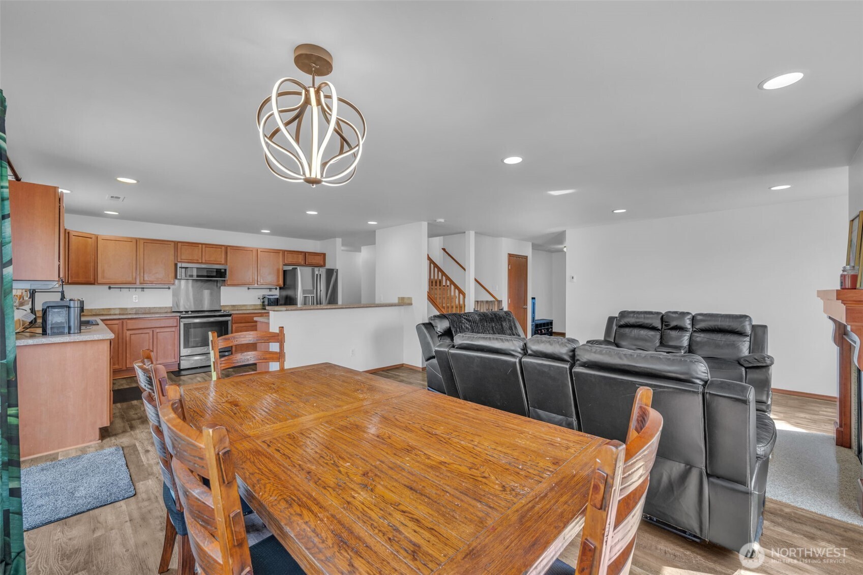 11707 22nd Street Property Photo 5