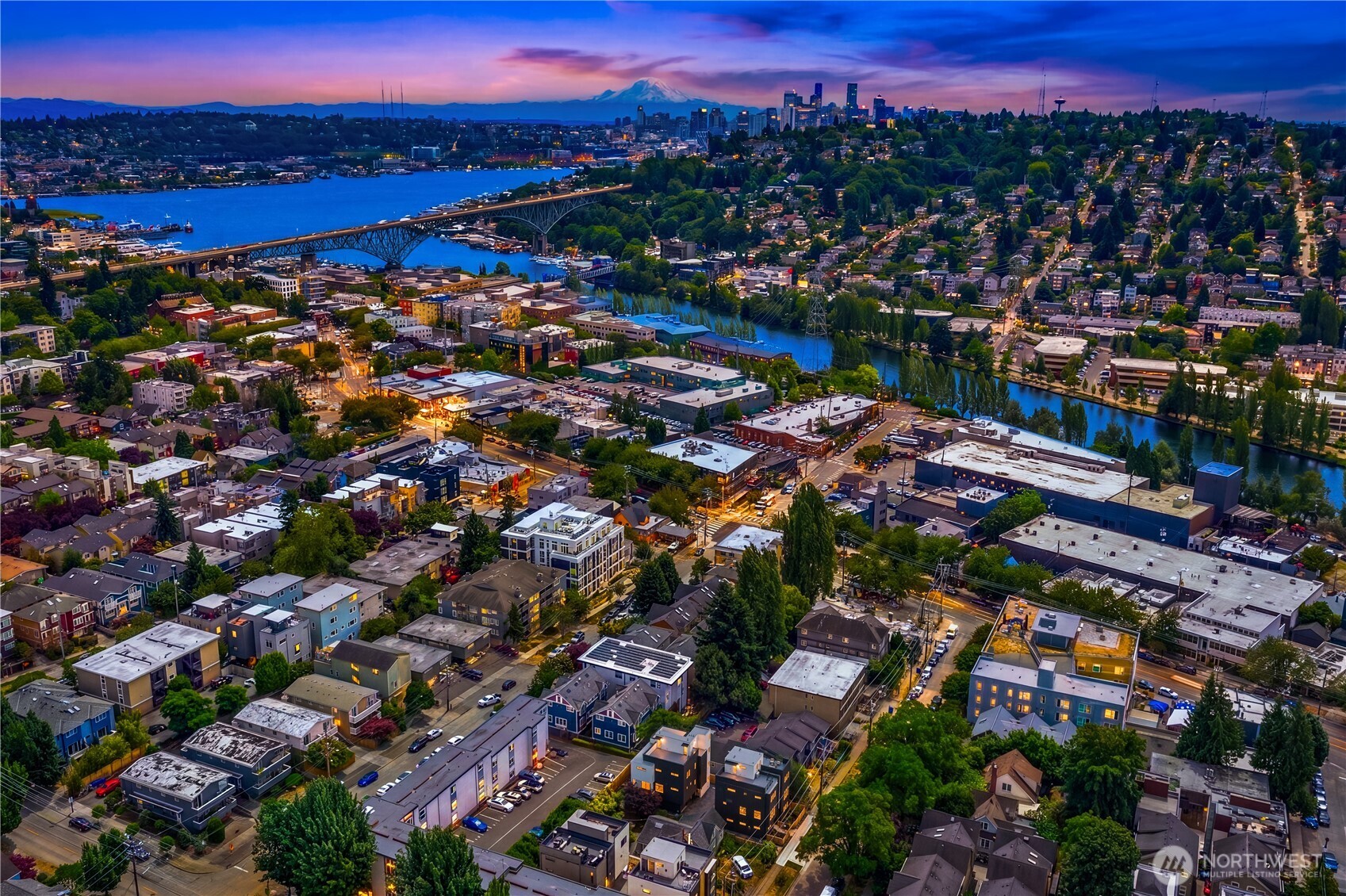 3638 Greenwood Avenue B Property Photo 15
