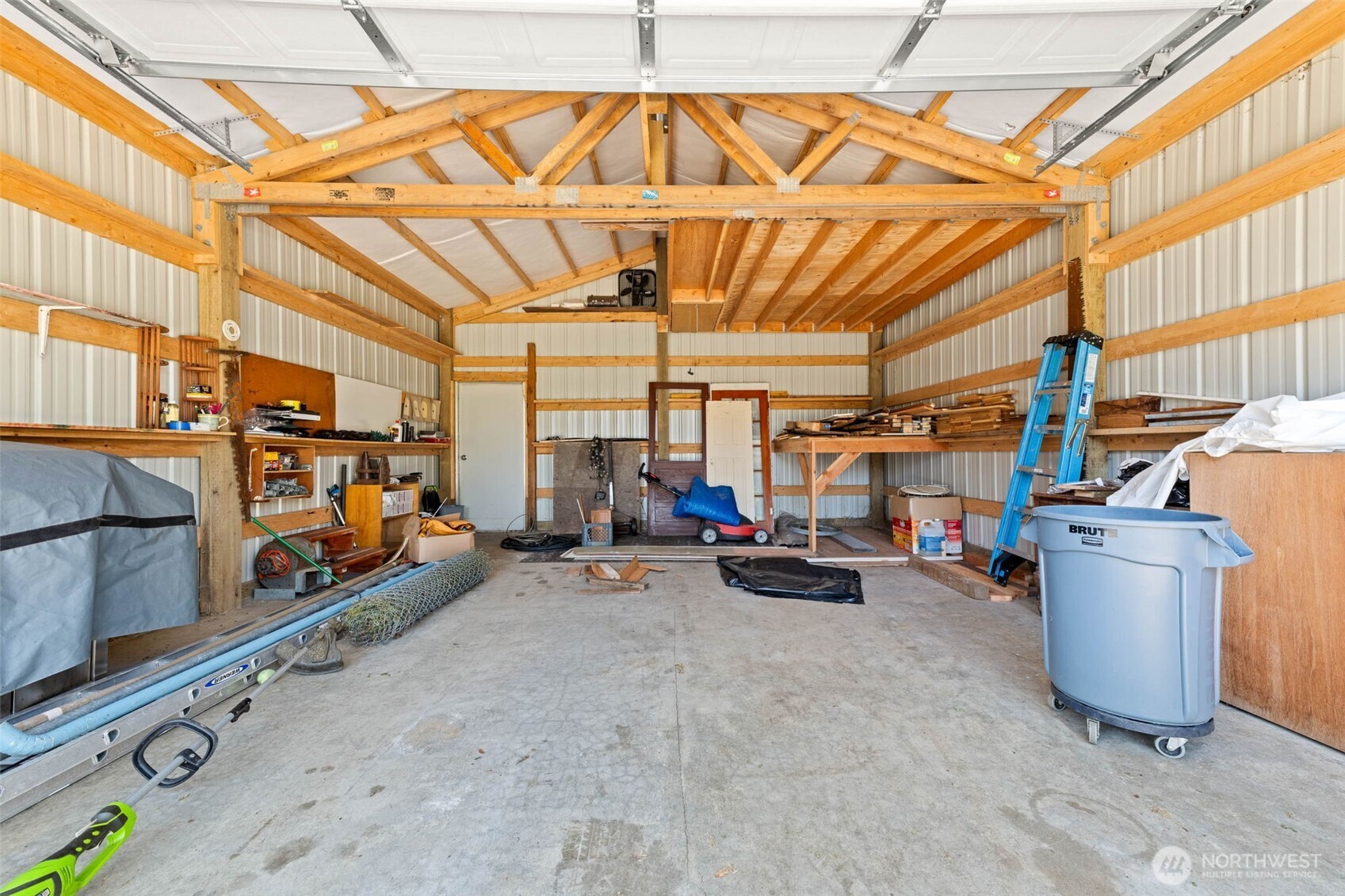 706 6th Street Property Photo 5