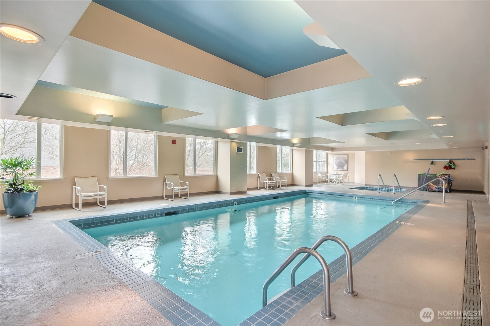 121 Vine Street 505 Property Photo 18