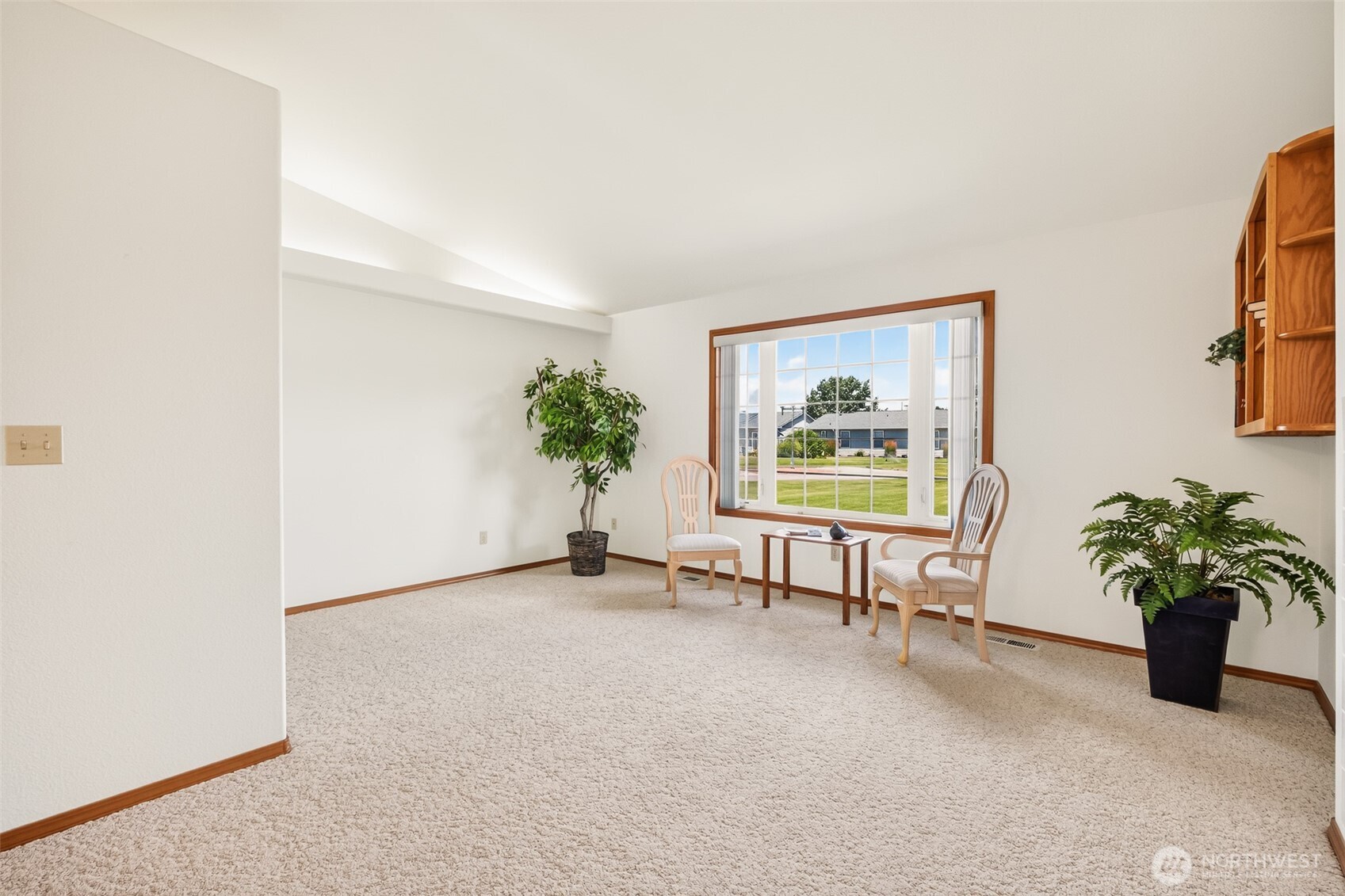 1000 13th Avenue 18 Property Photo 3
