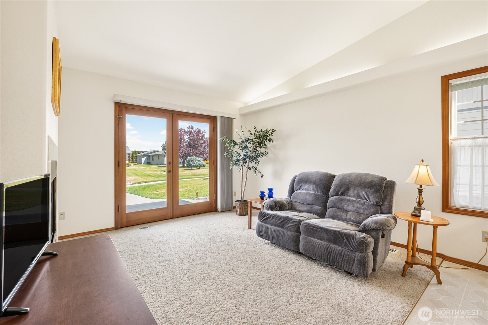 1000 13th Avenue 18 Property Photo 6