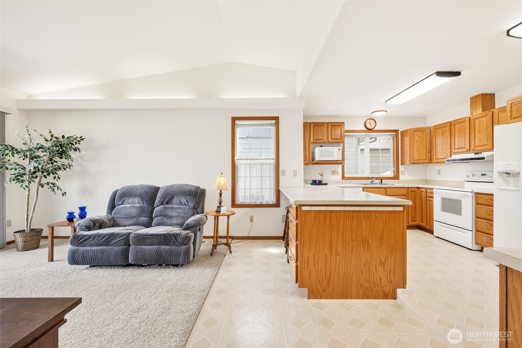 1000 13th Avenue 18 Property Photo 8