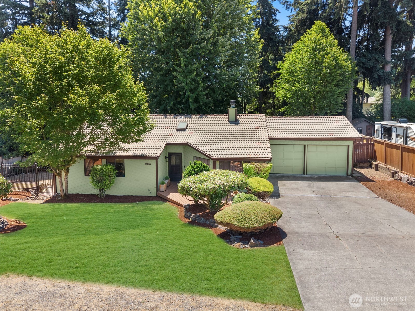 8904 121st Street Property Photo 1