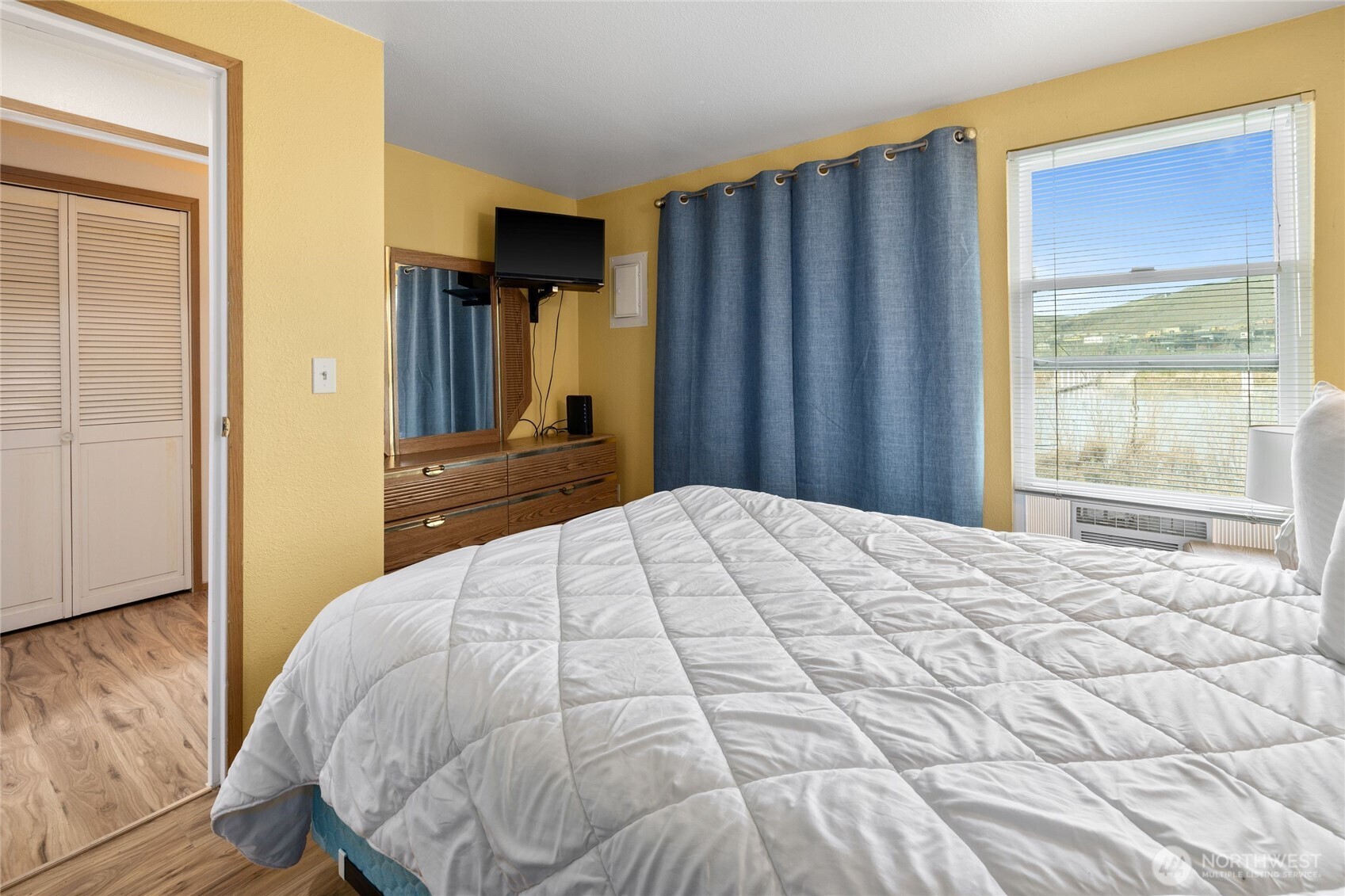 8903 Crescent Bar Road 179 Property Photo 16