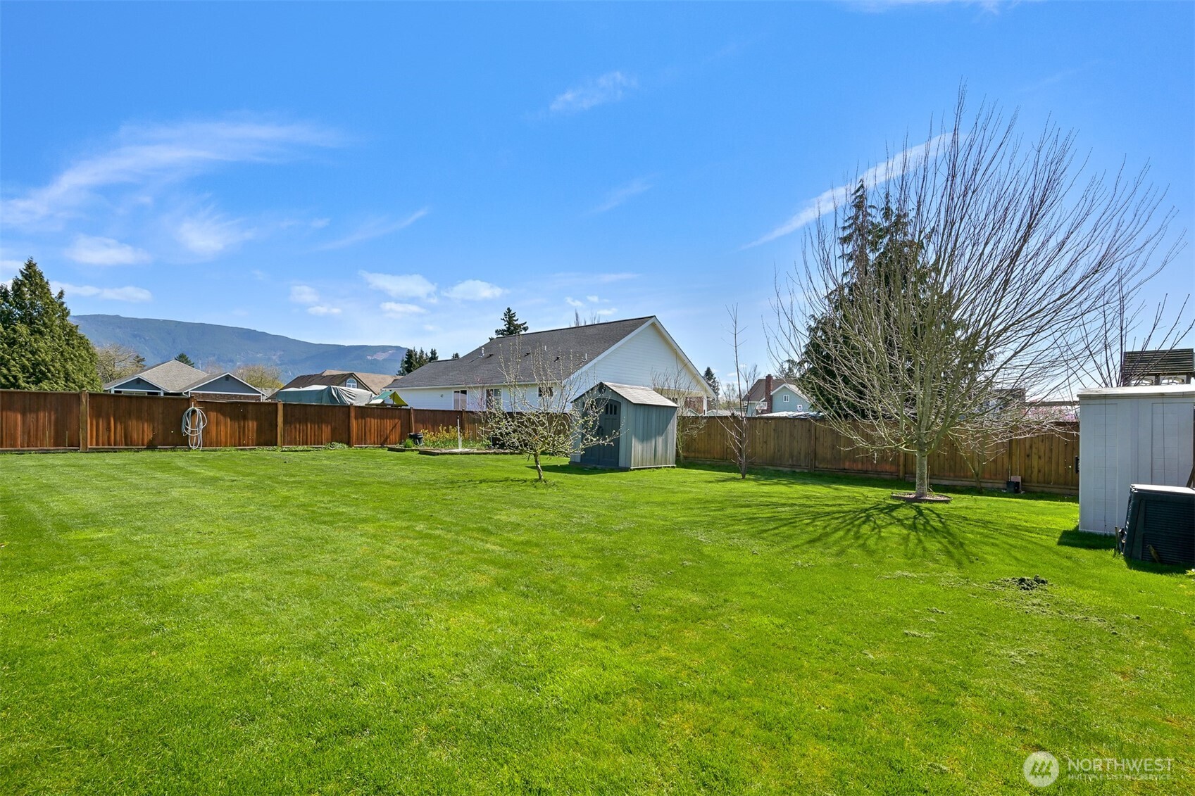 403 Westview Place Property Photo 3