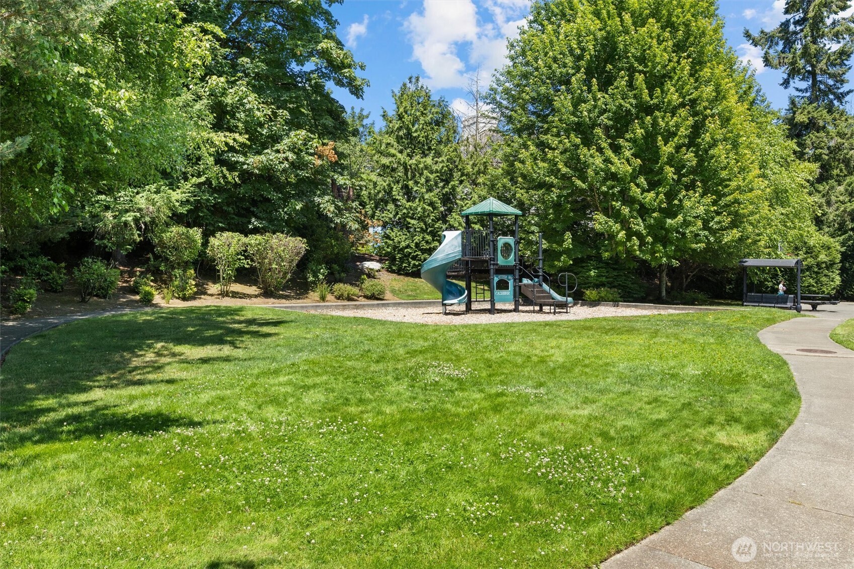 16198 Se 51st Place Property Photo 36