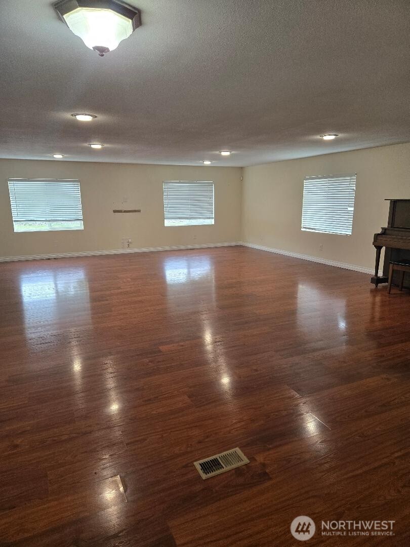 141 Oyler Road Property Photo 14
