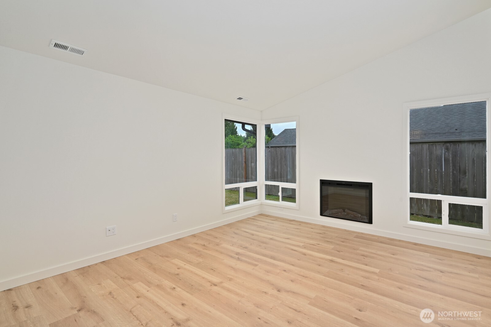 3001 M Street Property Photo 6