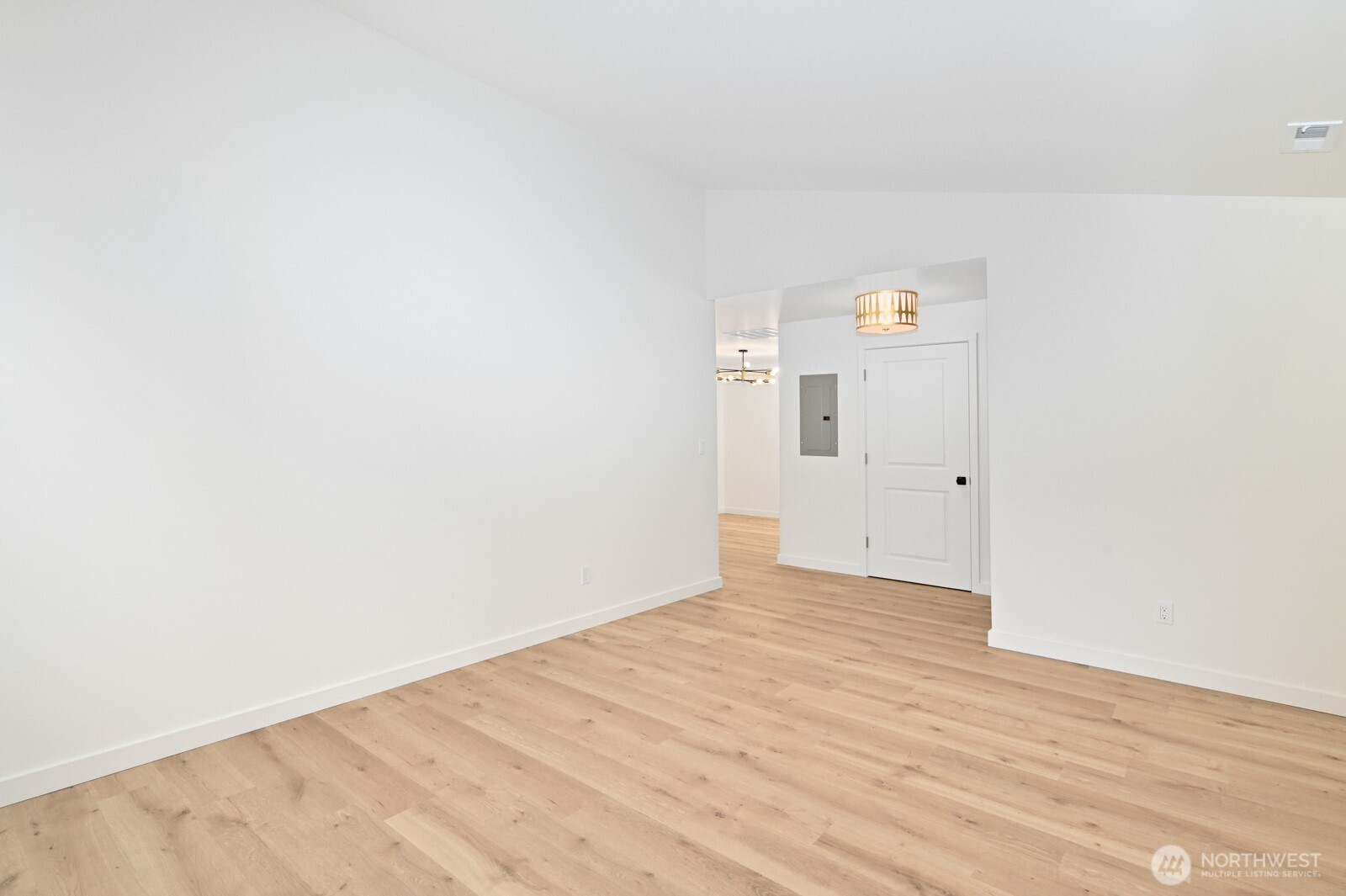 3001 M Street Property Photo 9