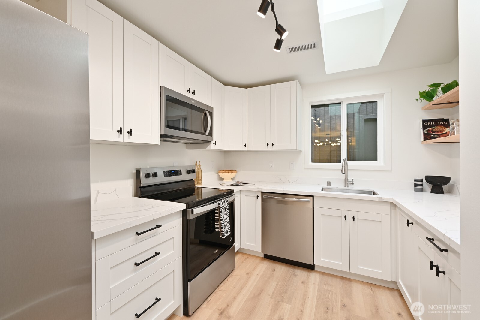 3001 M Street Property Photo 13