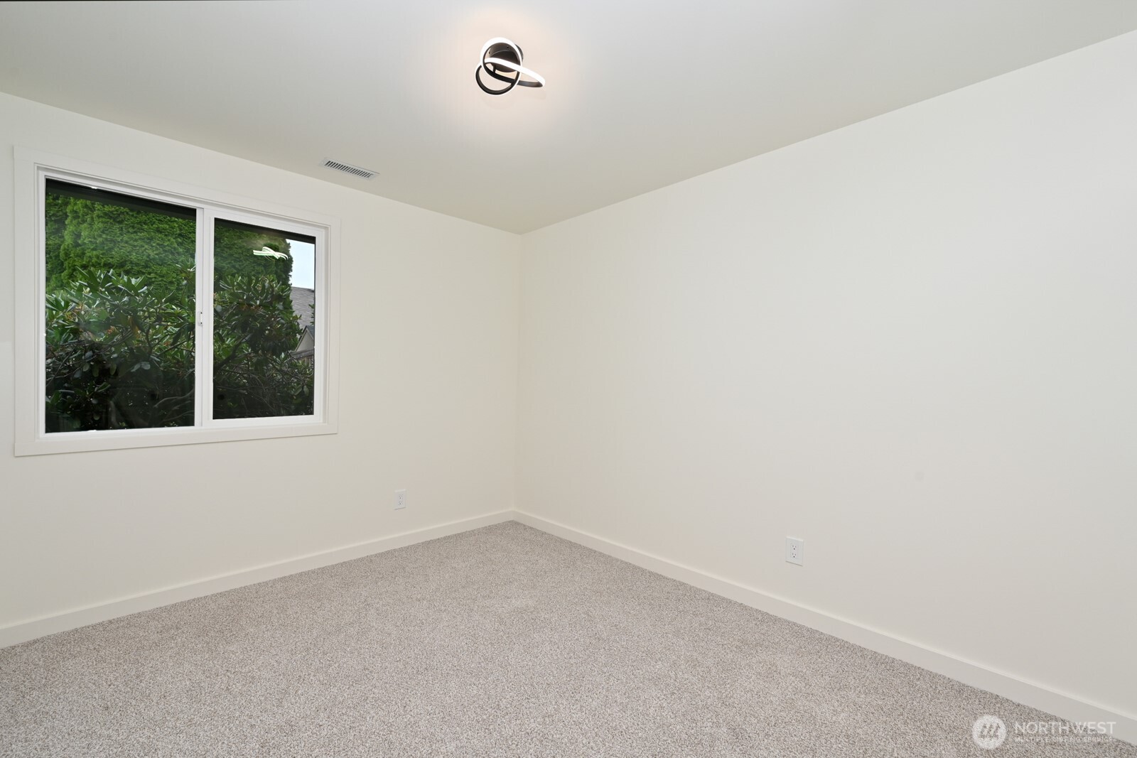 3001 M Street Property Photo 20