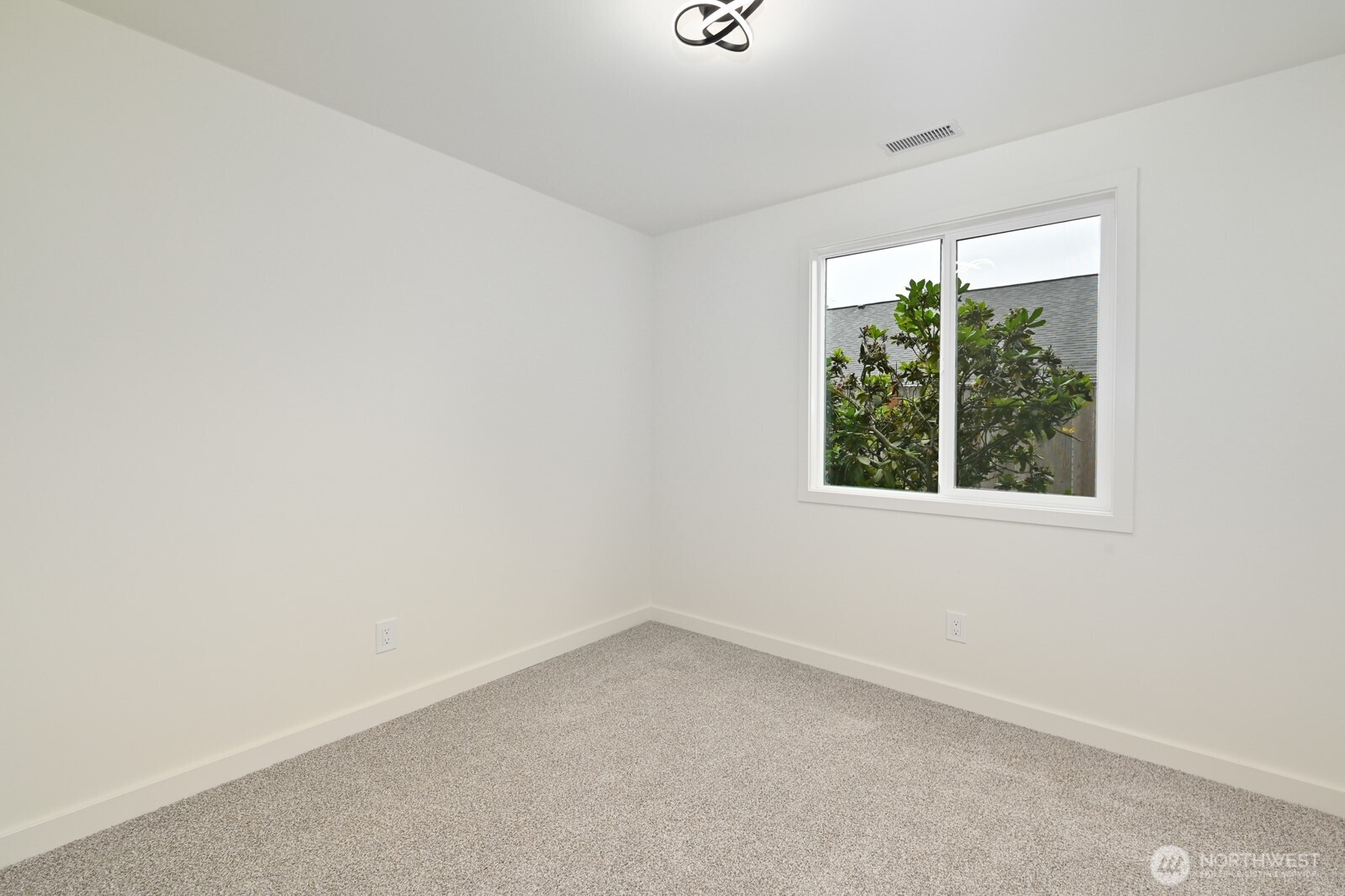 3001 M Street Property Photo 22