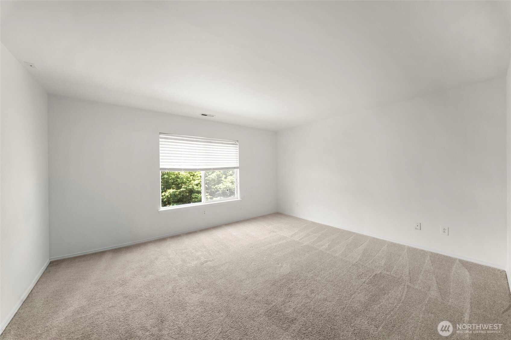 15804 131st Avenue Property Photo 15