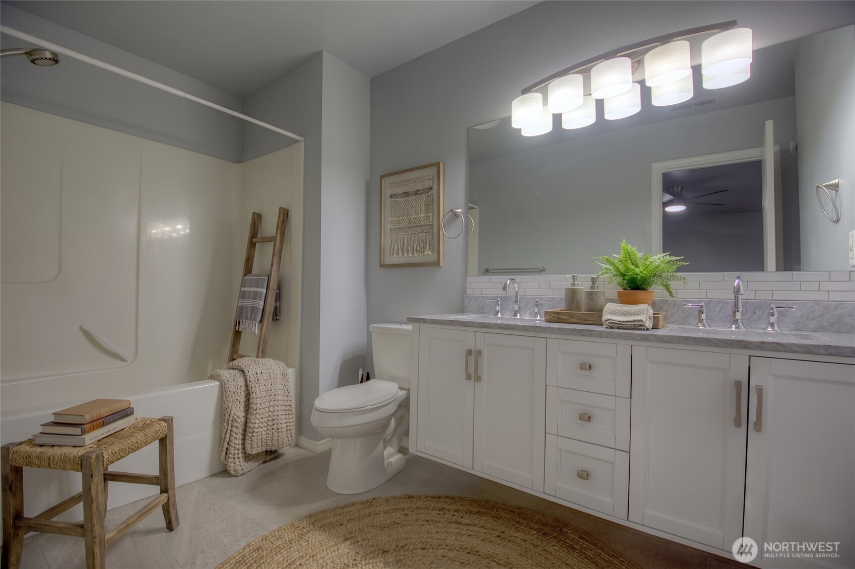 4043 Wonderwood Lane Property Photo 16
