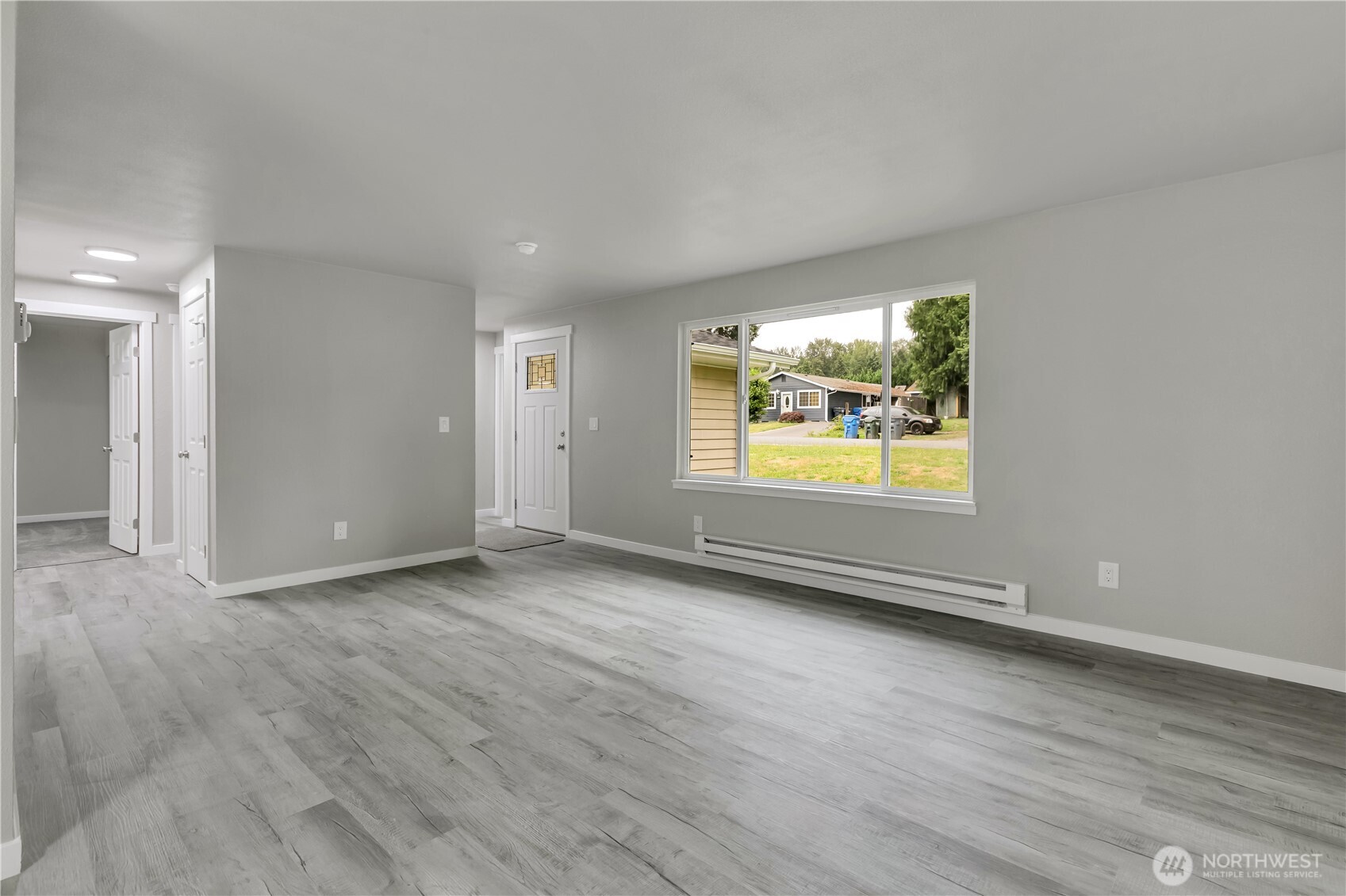 14314 127th Avenue Property Photo 4