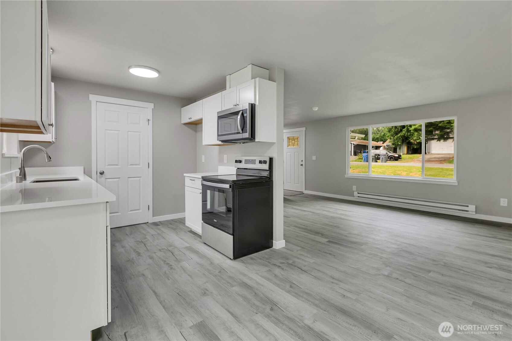 14314 127th Avenue Property Photo 7