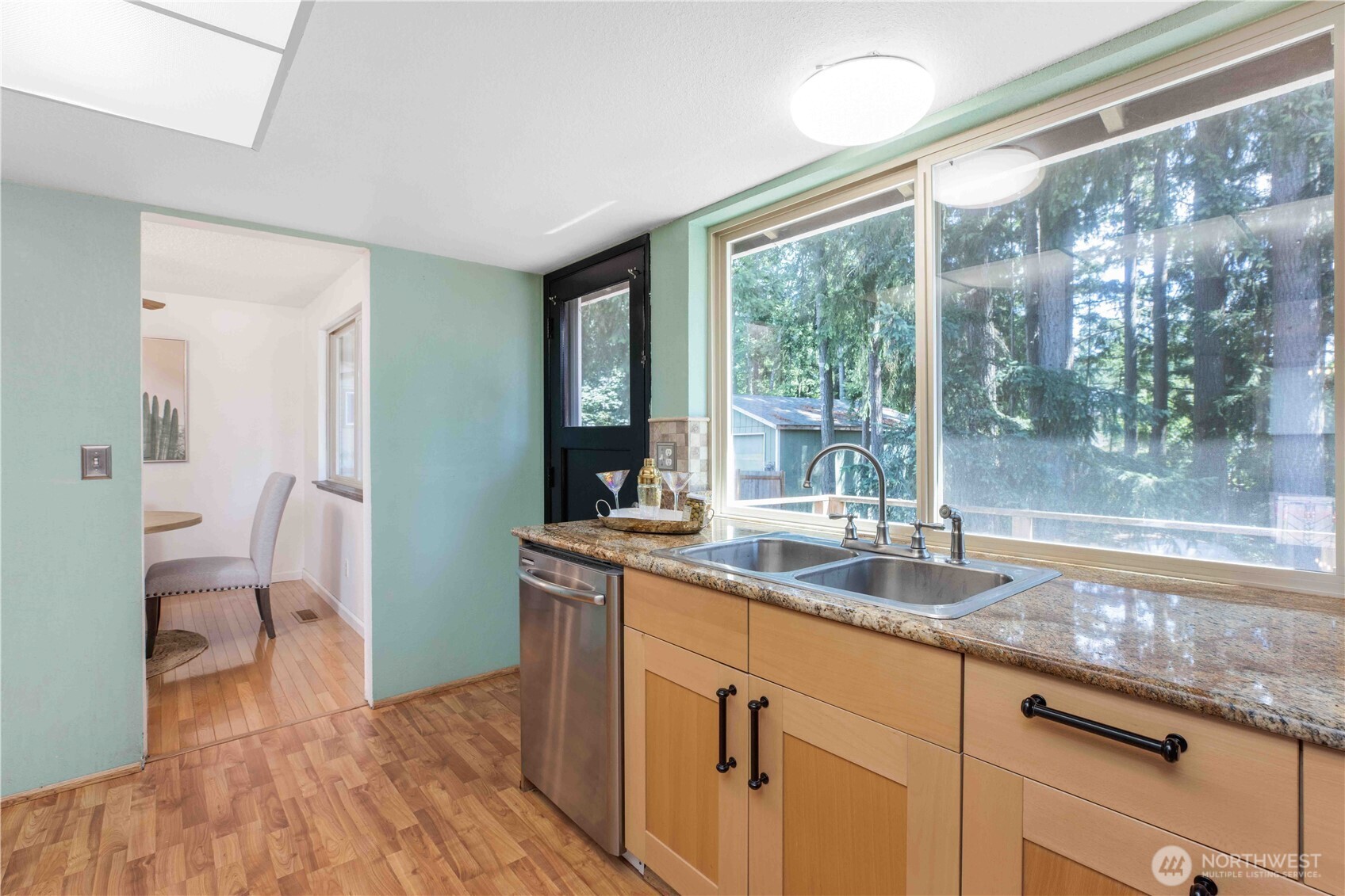 5194 Granada Place Property Photo 9