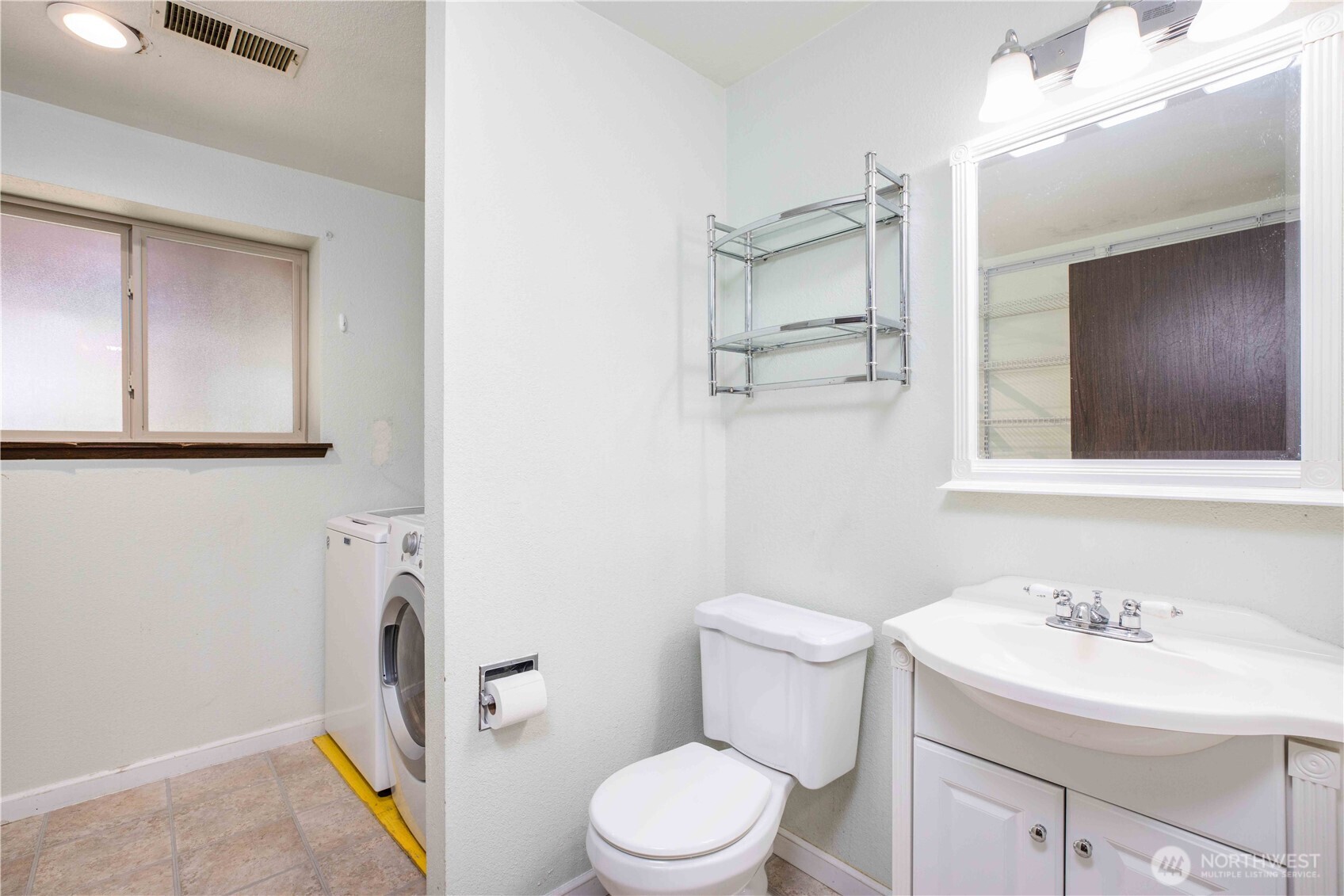 5194 Granada Place Property Photo 18