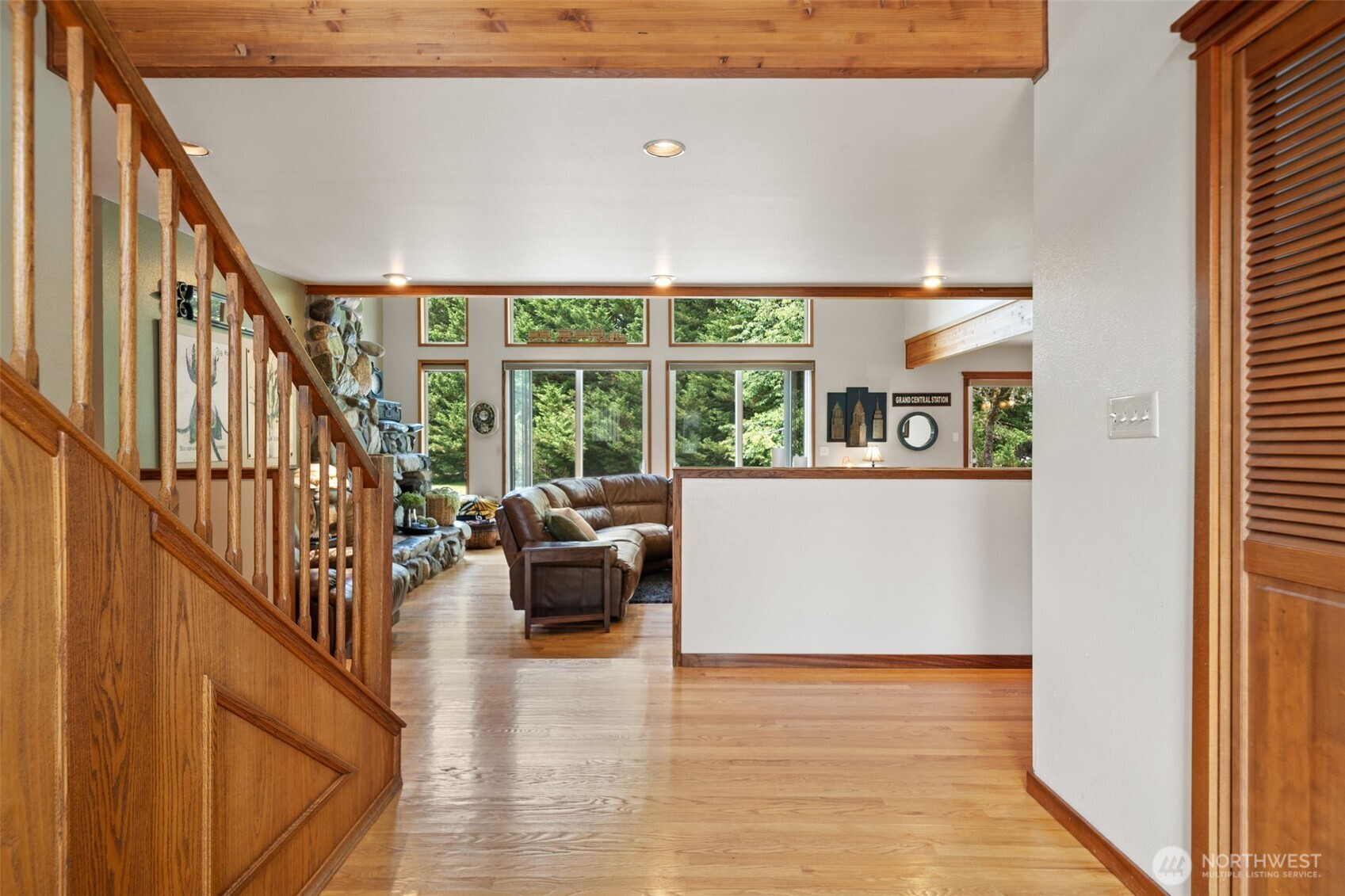 521 G Street Property Photo 4